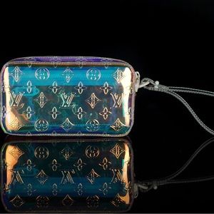 Louis Vuitton Prism Volga